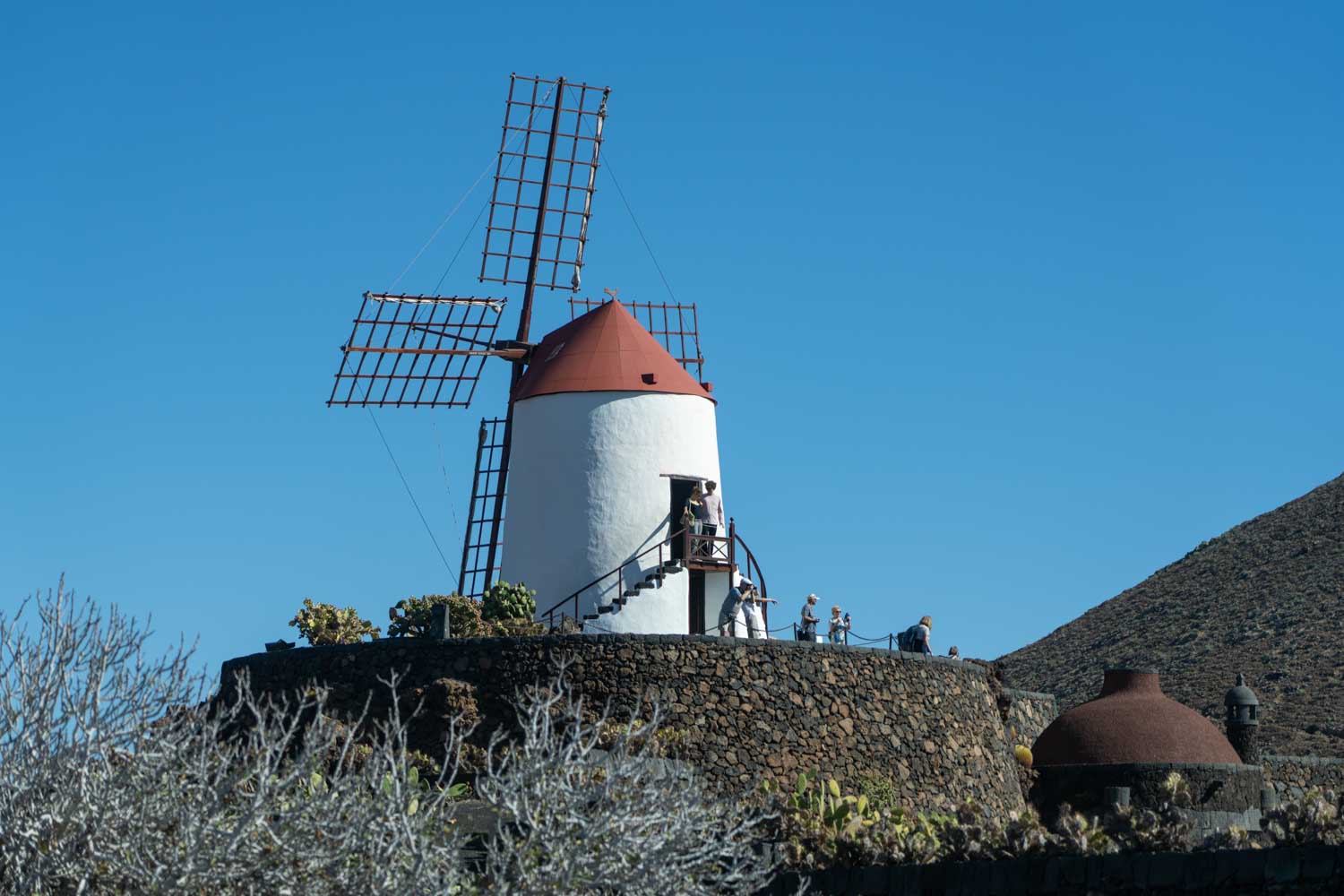Arrecife, Lanzarote – Volcanic Landscapes & Island Flavors