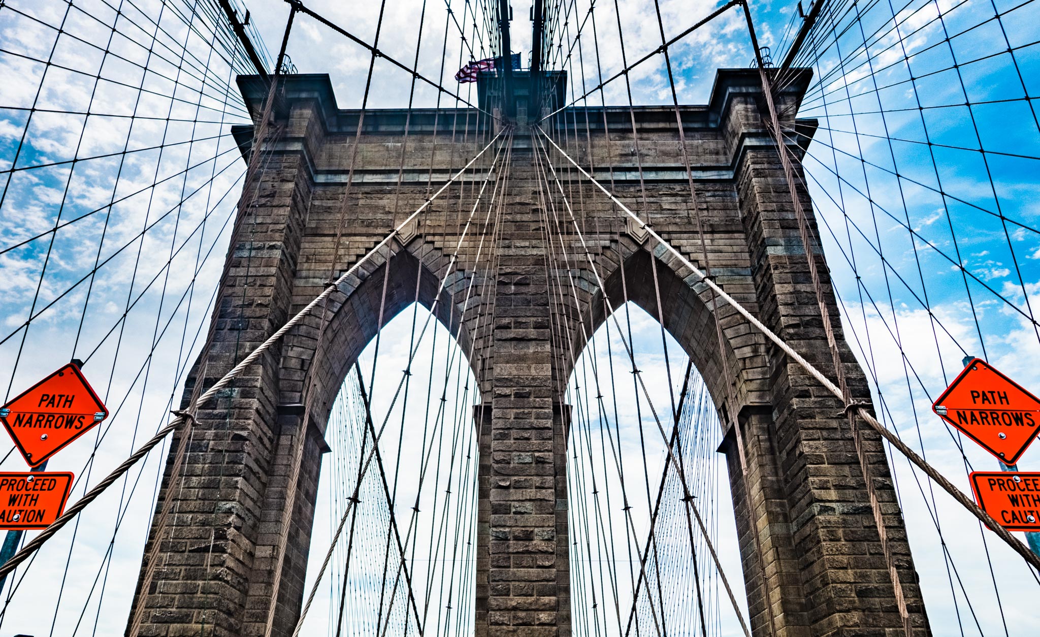 A Fast NYC Layover Walk Across the Brooklyn Bridge