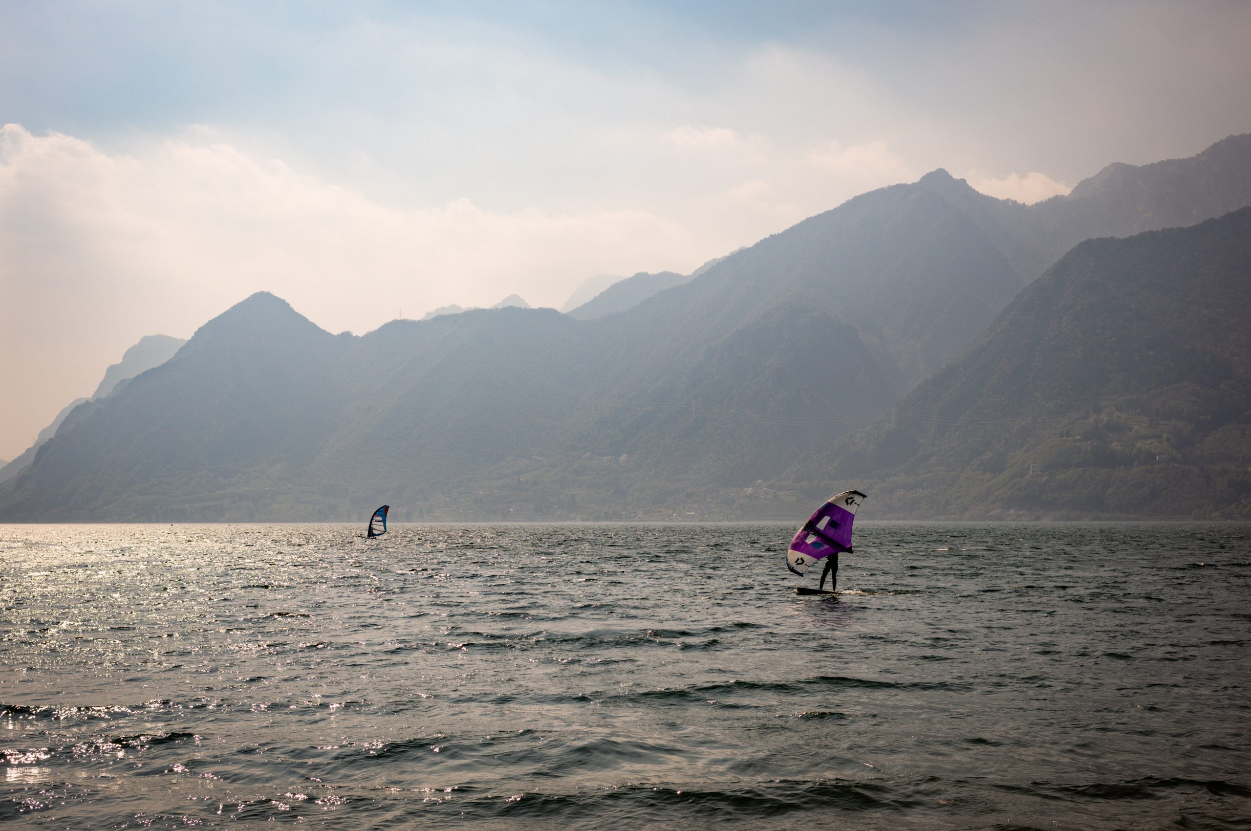 Wingfoilers on Lake Idro – Trentino